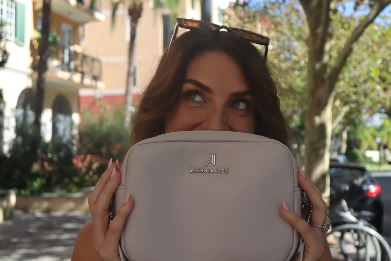 Alessia Jade bag with girl